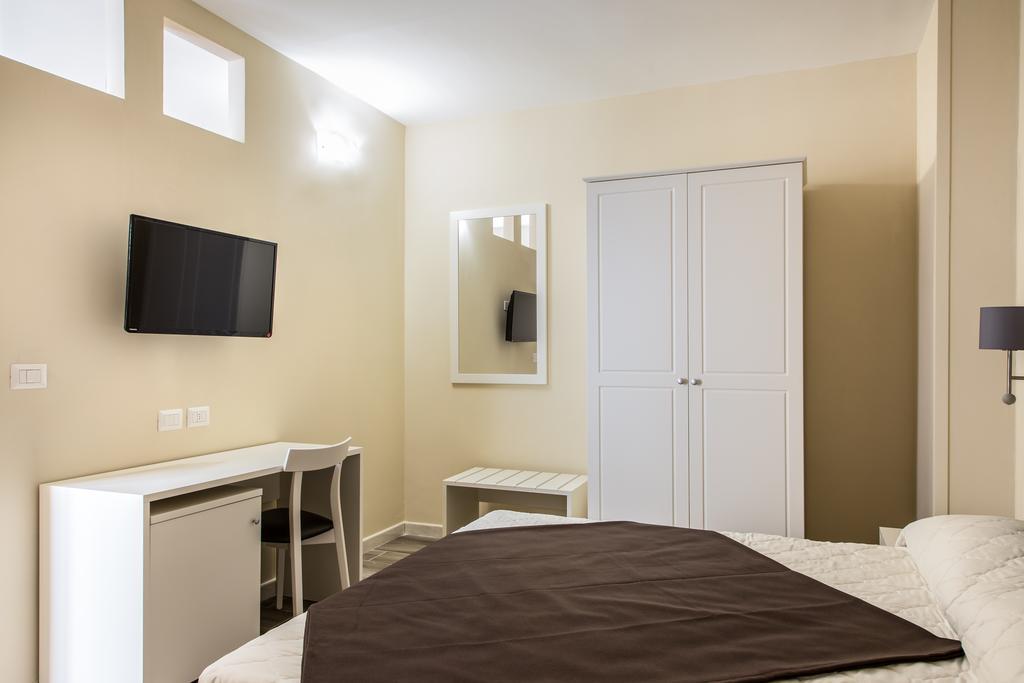 Faro Bianco Gallipoli - Suites & Apartments Exterior photo