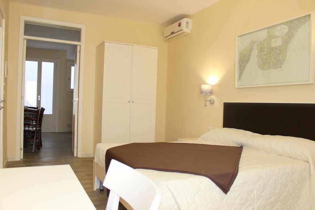 Faro Bianco Gallipoli - Suites & Apartments Exterior photo