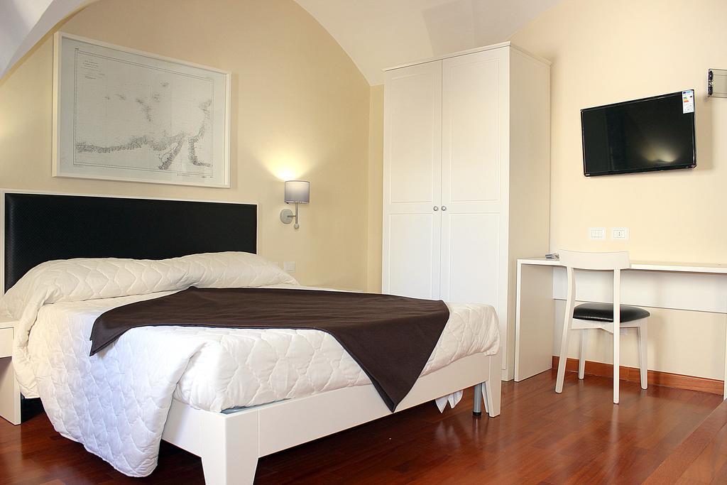 Faro Bianco Gallipoli - Suites & Apartments Exterior photo