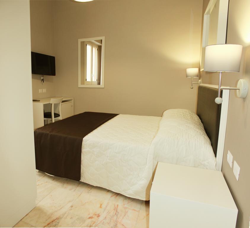 Faro Bianco Gallipoli - Suites & Apartments Exterior photo
